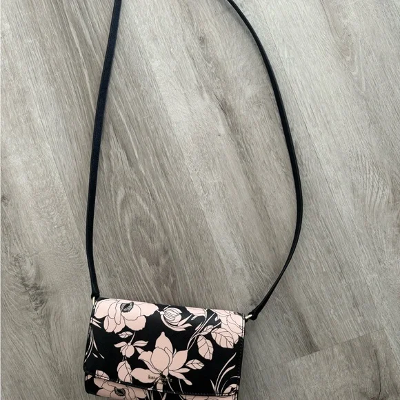 New Without Tags- KATE SPADE CROSSBODY BAG - Picture 6 of 6